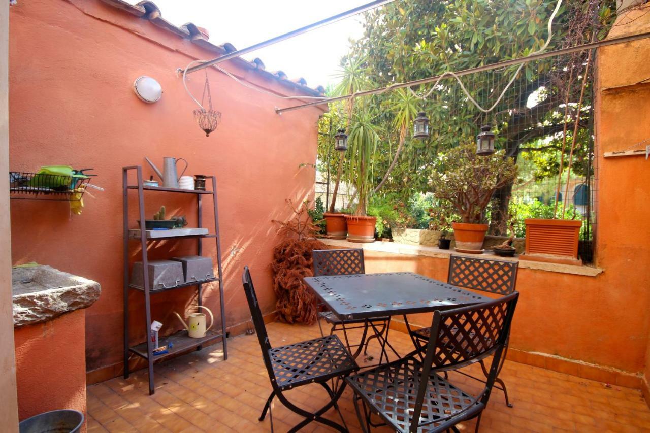 Guesthouse O Affittacamere Casa Fienaroli 2 Rome Exterior photo