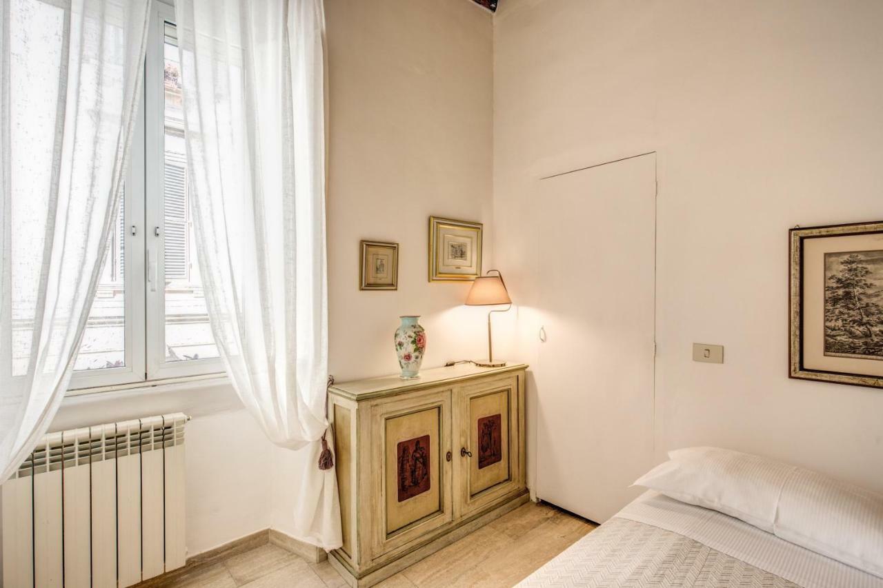 Guesthouse O Affittacamere Casa Fienaroli 2 Rome Exterior photo